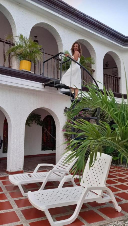 The Chill In Mansion Hostel Santa Marta Екстериор снимка