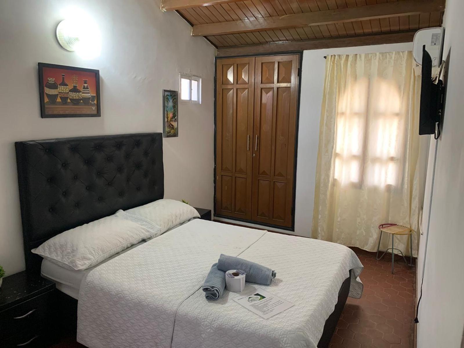 The Chill In Mansion Hostel Santa Marta Стая снимка